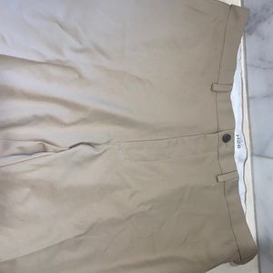 Haggar H26 Khakis- 40/32, straight fit, flat front, flex fit waistband. Like new